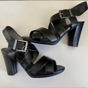 Size 6 Life Stride Soft System Heels